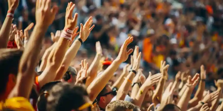 Why Professional Sports Events Are the Best Choice for an Unforgettable Live Experience